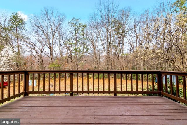 2009 WHITE LAKE DR, Fredericksburg, VA 22407