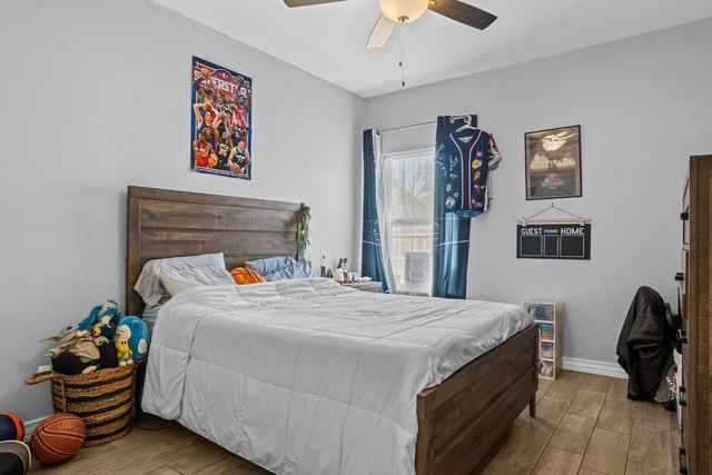 2445 Manuel, Corpus Christi, TX 78414