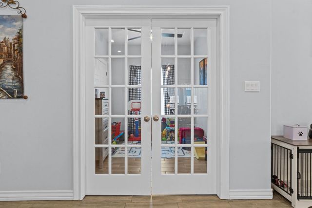 2445 Manuel, Corpus Christi, TX 78414