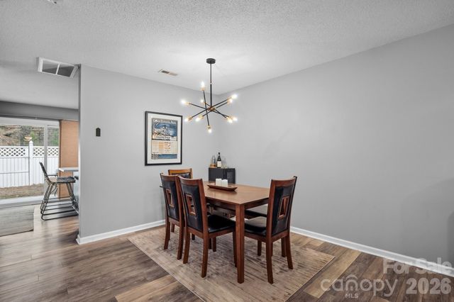 12350 Hennigan Place Lane, Charlotte, NC 28214