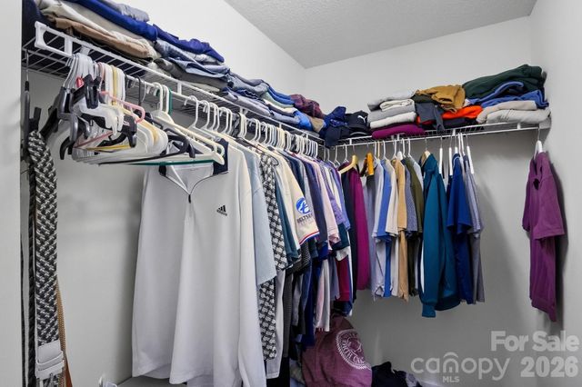 12350 Hennigan Place Lane, Charlotte, NC 28214