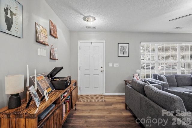 12350 Hennigan Place Lane, Charlotte, NC 28214