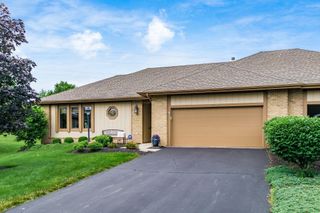 10252 Braeburn Court, Powell, OH 43065