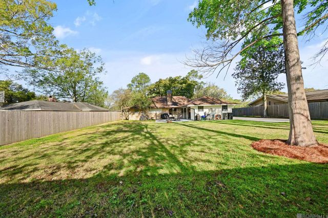1458 Kenilworth Pkwy, Baton Rouge, LA 70808