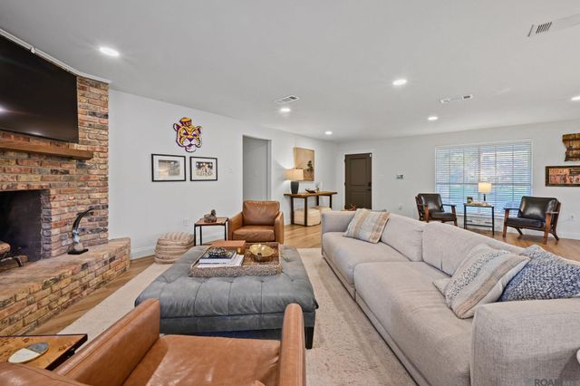 1458 Kenilworth Pkwy, Baton Rouge, LA 70808