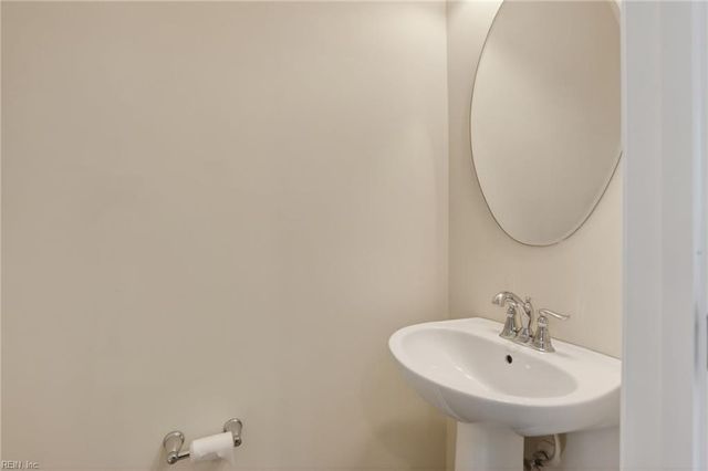 585 Marc Smiley RD, Chesapeake, VA 23324