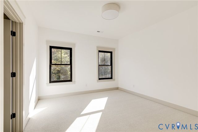 339 Pond View Ln, Goochland, VA 23103