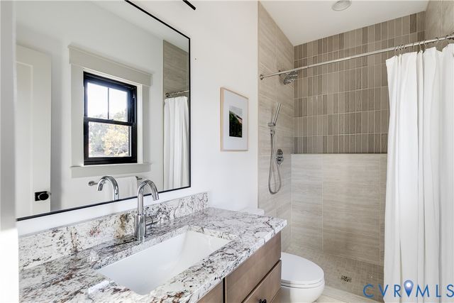 339 Pond View Ln, Goochland, VA 23103