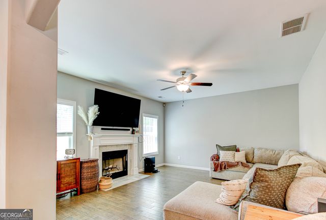 23 South York Drive, Newnan, GA 30265