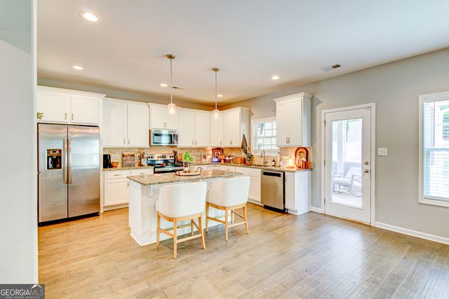 23 South York Drive, Newnan, GA 30265