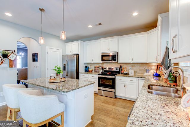 23 South York Drive, Newnan, GA 30265