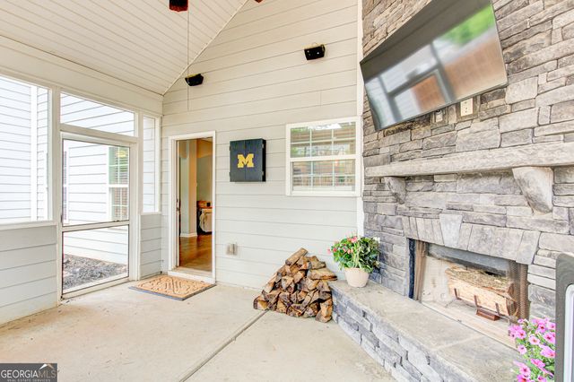 23 South York Drive, Newnan, GA 30265