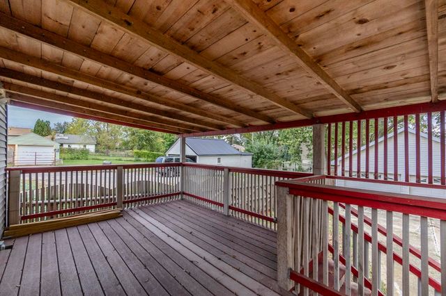 649 W 11th Street, Waterloo, IA 50702