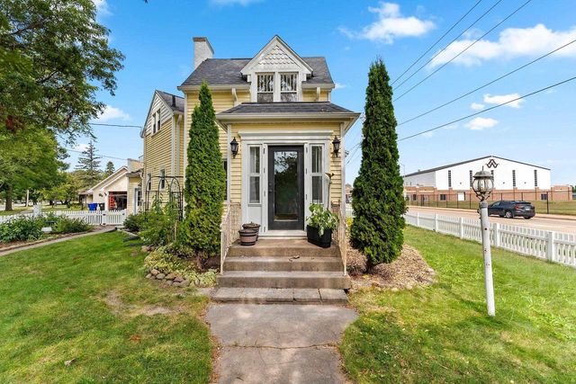 1312 W PACKARD STREET, Appleton, WI 54914