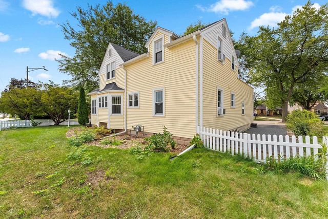 1312 W PACKARD STREET, Appleton, WI 54914
