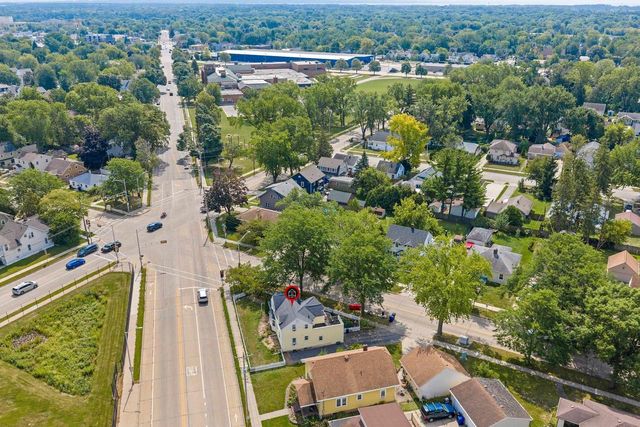 1312 W PACKARD STREET, Appleton, WI 54914