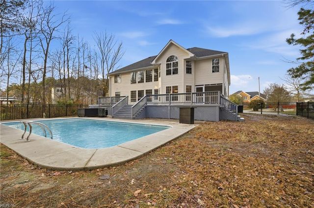 2505 Ferncliff CT, Virginia Beach, VA 23456