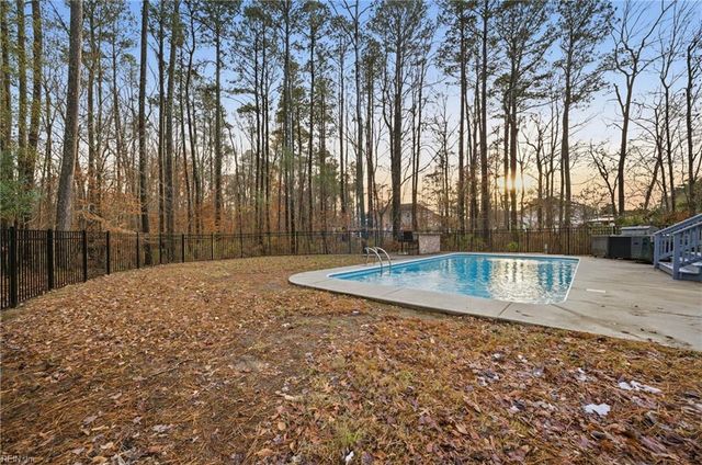 2505 Ferncliff CT, Virginia Beach, VA 23456