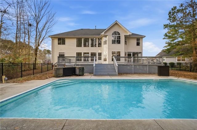 2505 Ferncliff CT, Virginia Beach, VA 23456