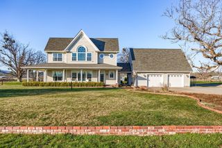 4508 Dodge Road, Central Point, OR 97502