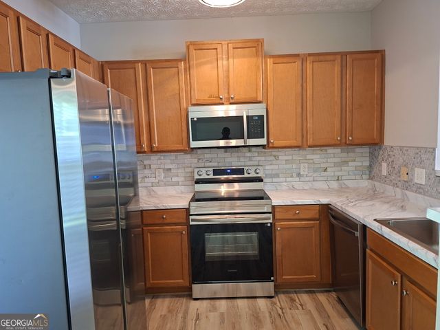 6283 Ellenwood Drive, Rex, GA 30273
