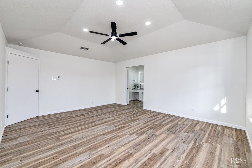 Image 17 of property listing at 3625 Sunset Dr, San Angelo, TX 76904
