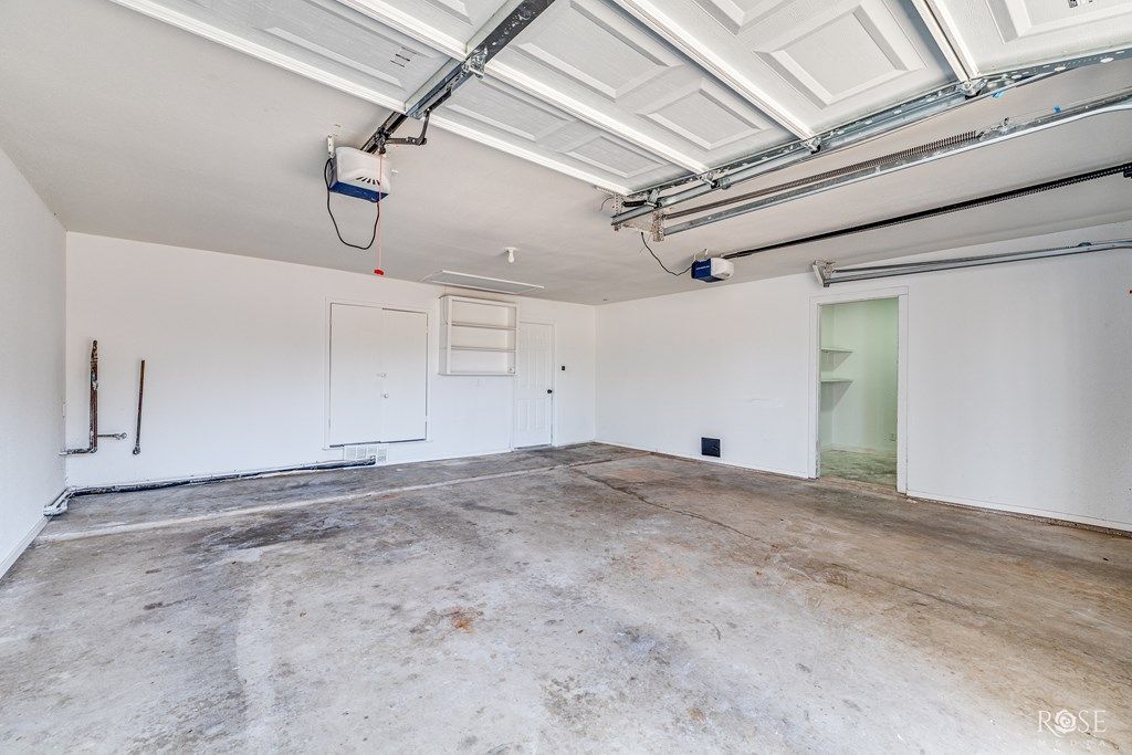 Image 36 of property listing at 3625 Sunset Dr, San Angelo, TX 76904
