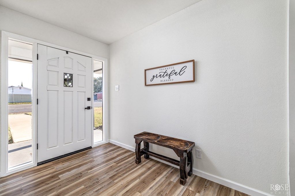 Image 7 of property listing at 3625 Sunset Dr, San Angelo, TX 76904