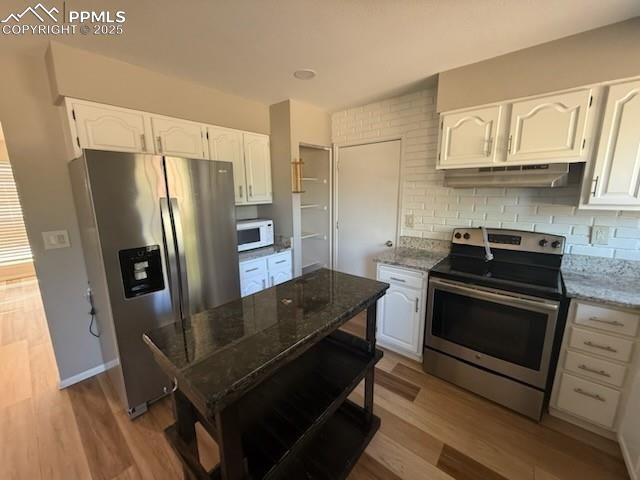 2410 Cather Court, Colorado Springs, CO 80916