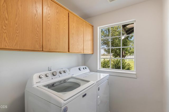 7070 NE Juniper Ridge Road, Redmond, OR 97756