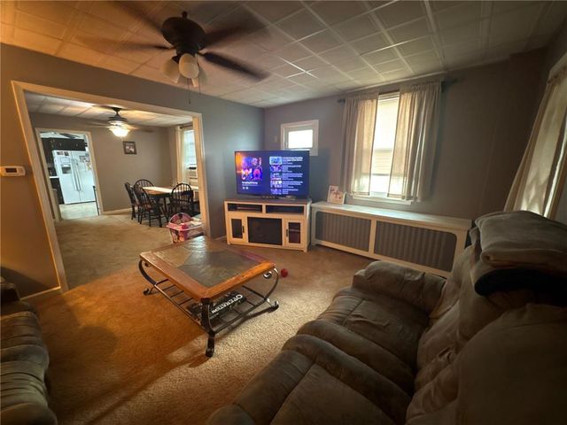 309 Mulberry Street, Catasauqua Boro, PA 18032