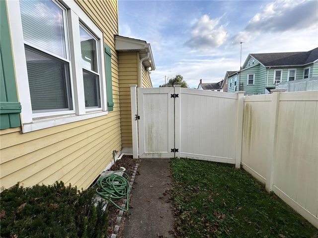 309 Mulberry Street, Catasauqua Boro, PA 18032