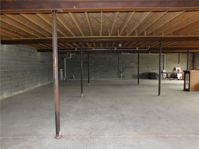 238 W Main Street, Uniontown, PA 15401