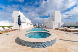 9400 W Bay Harbor Dr 202, Bay Harbor Islands, FL 33154