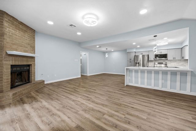 1908 Chelsea Court, Rosenberg, TX 77471