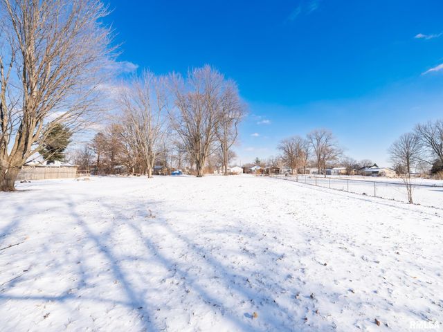 206 S BELLEVUE Avenue, Peoria, IL 61607