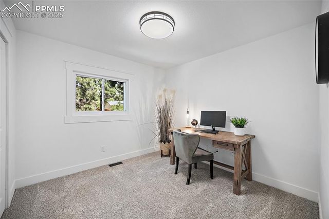 5113 N Hackamore Drive, Colorado Springs, CO 80918