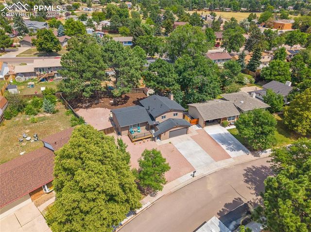 5113 N Hackamore Drive, Colorado Springs, CO 80918