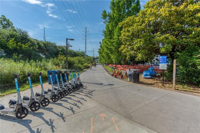 242 12th Street NE 16, Atlanta, GA 30309