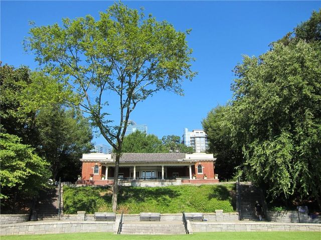 242 12th Street NE 16, Atlanta, GA 30309