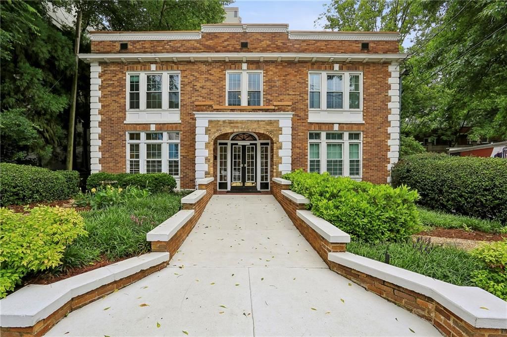 242 12th Street NE 16, Atlanta, GA 30309