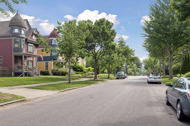 583 Marshall Avenue, Saint Paul, MN 55102