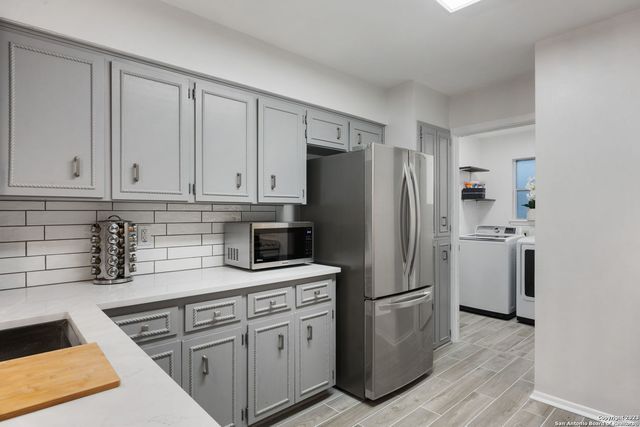 8318 Kyle Rote St, San Antonio, TX 78240
