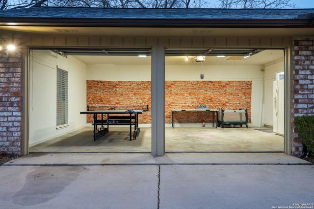 8318 Kyle Rote St, San Antonio, TX 78240