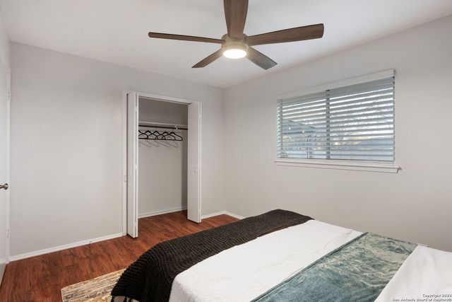 8318 Kyle Rote St, San Antonio, TX 78240