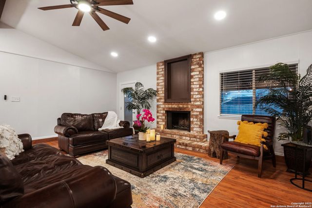 8318 Kyle Rote St, San Antonio, TX 78240