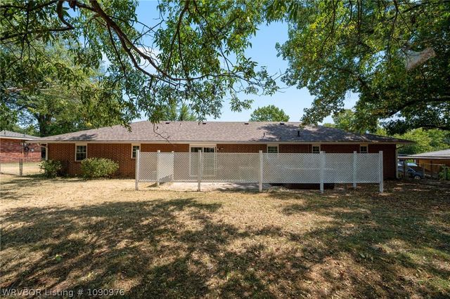 605 7th Street, Barling, AR 72923