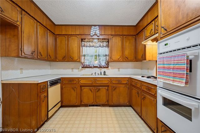 605 7th Street, Barling, AR 72923