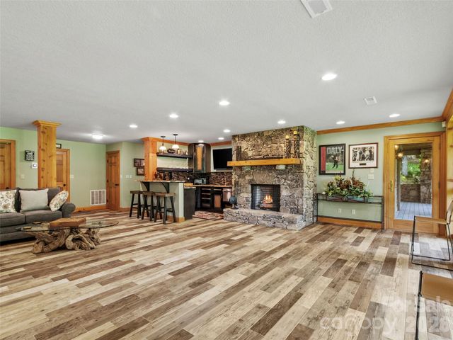 151 Austin Mountain Drive, Burnsville, NC 28714