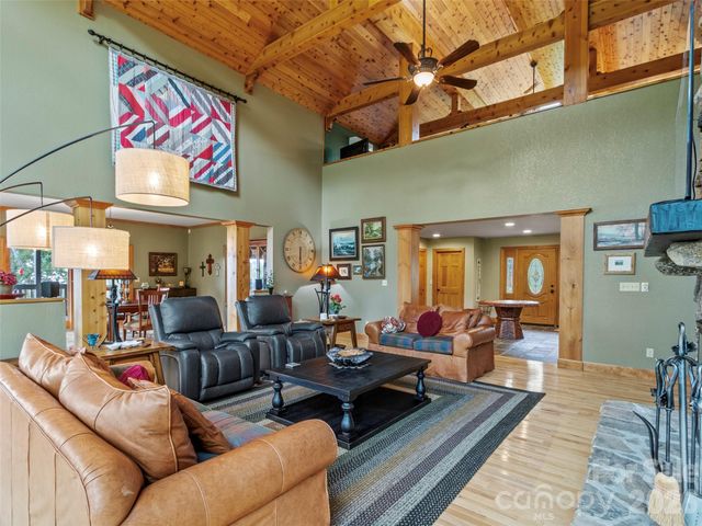 151 Austin Mountain Drive, Burnsville, NC 28714